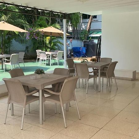 Hostal Familiar Carmencita Panama Stadt Exterior foto